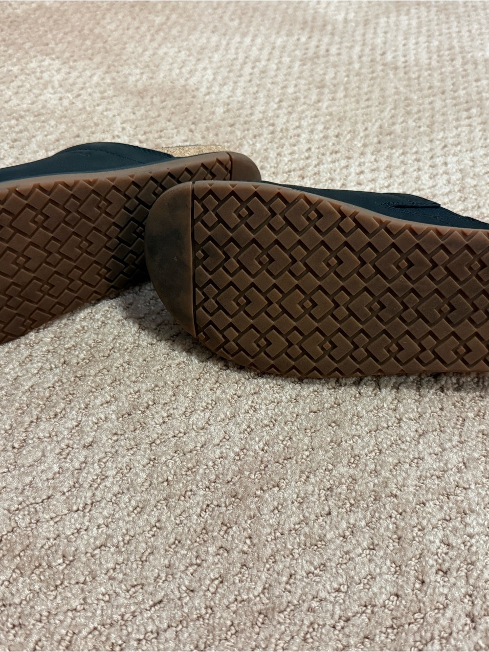L.L. Bean Black Leather Women’s Slip-On Mules - Picture 5 of 6